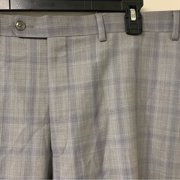 Michael Kors Gray Window Pane Plaid Suit Size 46R and‎ 40R Pants - Picture 8 of 11